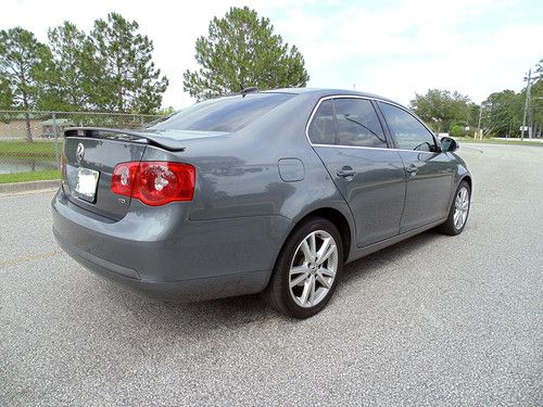 2006 Volkswagen Jetta TDI Sedan 4-Door 1.9L One Owner MINT Condition, image 2