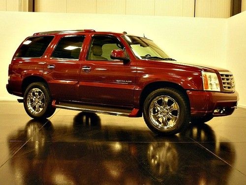 Affordable luxury! 05 cadillac escalade awd nav dvd heated seats lo miles!!