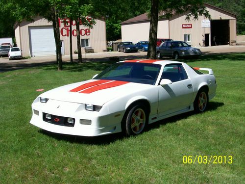 1991 chevrolet z28 camaro documented 1le scca race car! 56k actual miles!