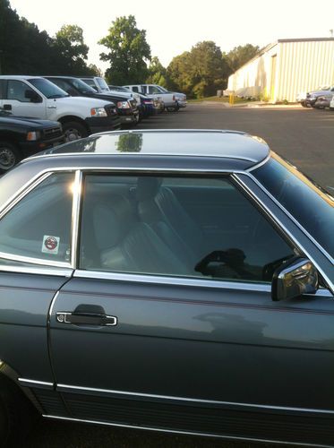 Mercedes 560SL Roadster: 5.6L, Auto, Both Tops, Window Sticker, ONLY 52k MILES!, US $18,500.00, image 4