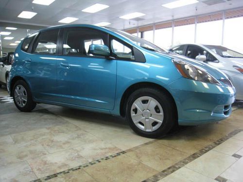 2012 honda fit ! 40 miles ! off the showroom floor ! best buy ! wow !!