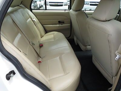 WHITE P71 POLICE 138K COUNTY HWY MILES PW PL WELL MAINTAINED, US $3,595.00, image 27