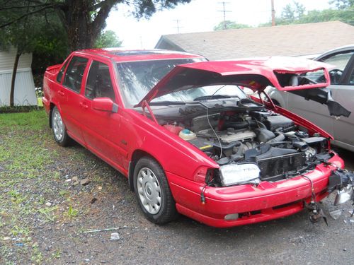 1998 volvo s70 base sedan 4-door 2.4l