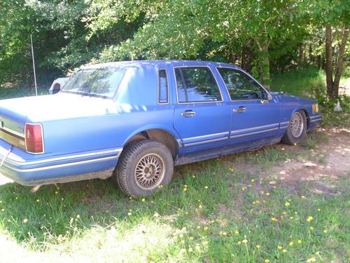 1991 lincoln town car signature sedan 4-door 4.6l as-is