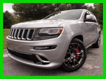 470hp! 6.4l hemi 8-speed awd leather navigation pano roof harman kardon tow pkg