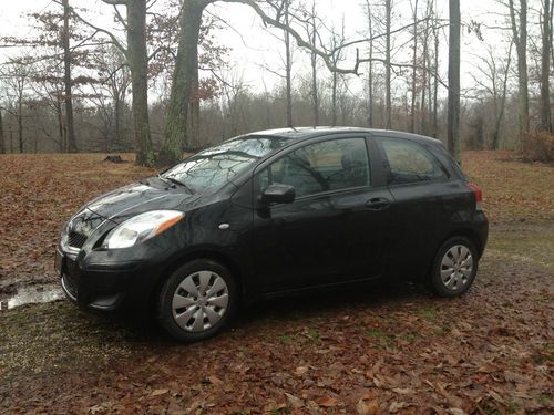 2010 toyota yaris hatchback