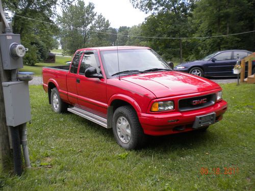 1996 gmc sonoma sls extended cab pickup 2-door 4.3l push 4x4