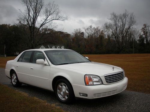 2001 white cadillac deville *no reserve* no mechanical problems/clean interior