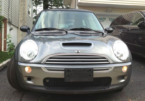 2003 mini cooper s supercharged hatchback 2-door 1.6l water dmg history