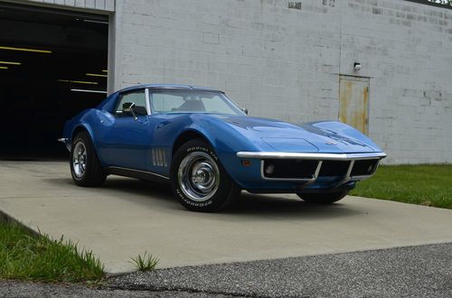 1969 corvette coupe t-top, 350 engine:automatic