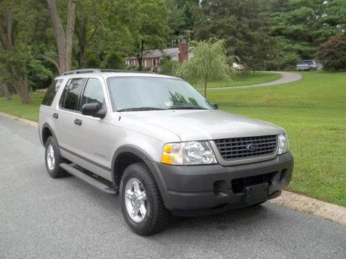 2004 ford explorer xls sport utility 4-door 4.0l no reserve, clean
