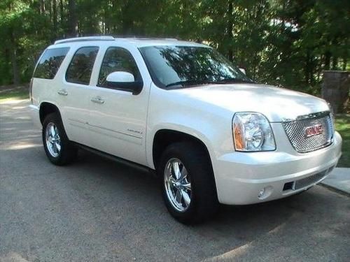2012 GMC Yukon AWD Denali Flex Fuel V8 engine White Diamond Tricoat, image 3