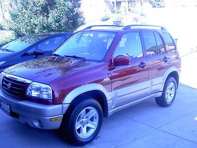 4x4 low miles garage kept smoke free excellent condition