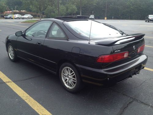 2000 acura integra ls hatchback 3-door 1.8l