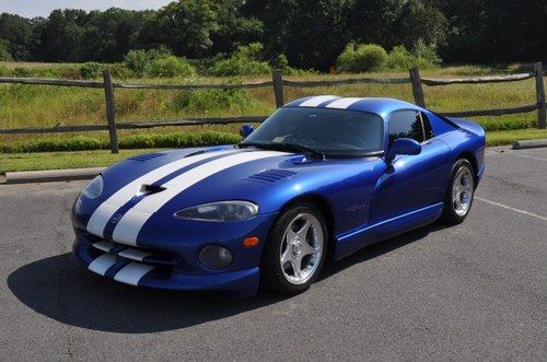 Rare first year viper gts b/w, the only true color combo!!!