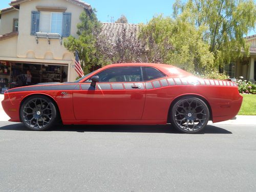 2009 dodge challenger r/t coupe 2-door 5.7l