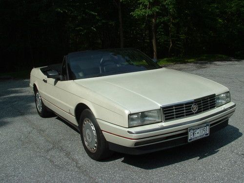NO RESERVE - 1990 Caddy Allante Convertible, 108k, Pearl White, Black Leather, image 2