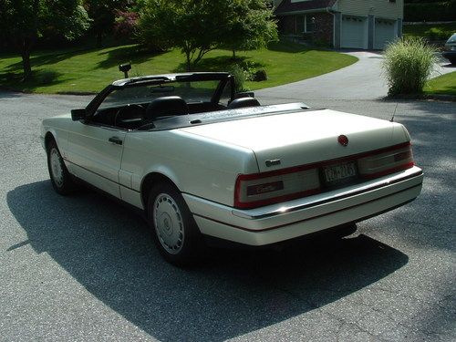 NO RESERVE - 1990 Caddy Allante Convertible, 108k, Pearl White, Black Leather, image 7