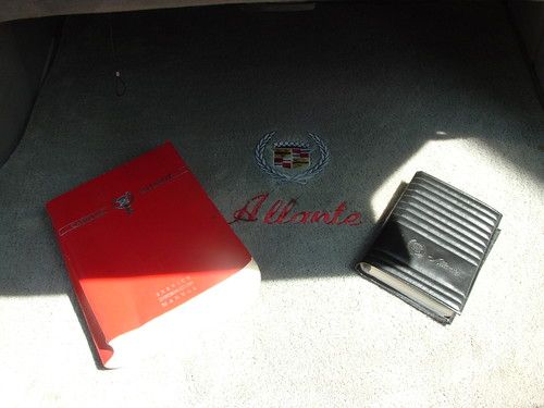 NO RESERVE - 1990 Caddy Allante Convertible, 108k, Pearl White, Black Leather, image 20