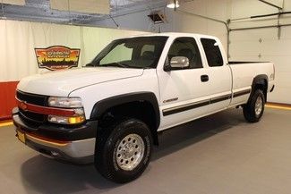 2002 chevy silverado 2500 lt 4x4 long bed heated leather white 6.0l v8 clean