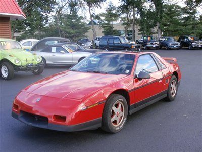 1986 pontiac fiero v6 / automatic trans low low reserve !!!!