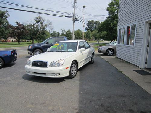 2005 hyundai sonata gl sedan 4-door 2.4l