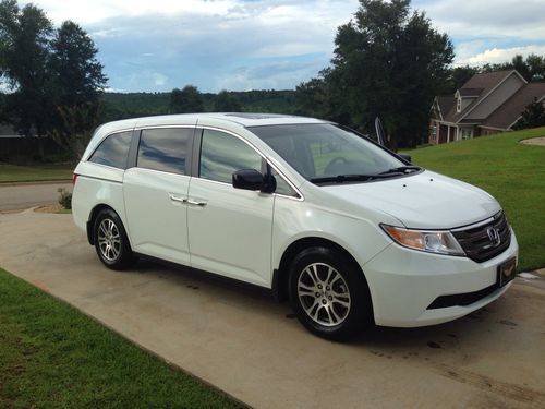 2012 honda odyssey exl with fully transferable 5 year 100,000 extended warranty