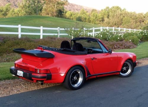 1984 Porsche 911 Carrera Convertible 2-Door 3.2L, image 3