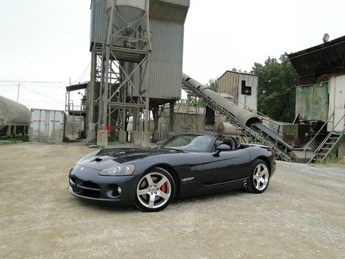 2006 dodge viper srt-10 convertible 2-door 8.3l