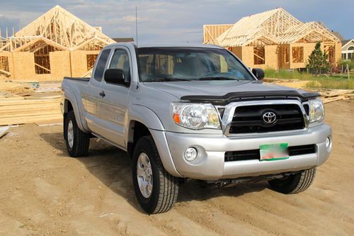 2006 toyota tacoma base extended cab pickup 4-door 4.0l