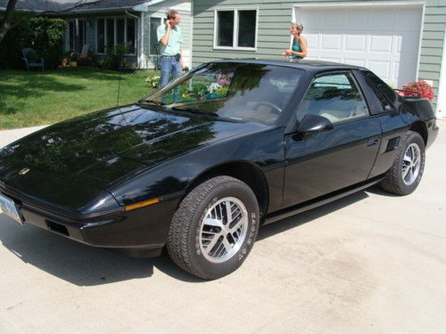 1984 Pontiac Fiero 2M4 Less than 20,000 Miles! Excellent Original Condition!!, image 3