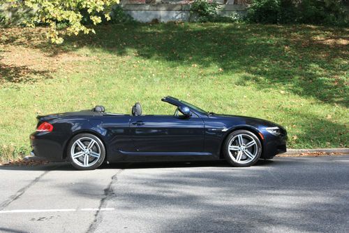 2009 bmw m6 convertible 2-door 5.0l.  500bhp carbon black / dark blue