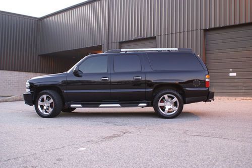 2006 Chevrolet Suburban 1500 LTZ 6.0L Black LOADED!!, image 4