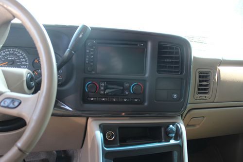 2006 Chevrolet Suburban 1500 LTZ 6.0L Black LOADED!!, image 8