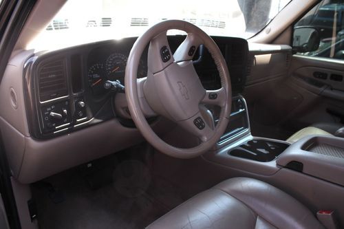 2006 Chevrolet Suburban 1500 LTZ 6.0L Black LOADED!!, image 10