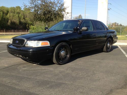 Sell used 2005 P71 Crown Victoria Interceptor- Detective- All Black ...