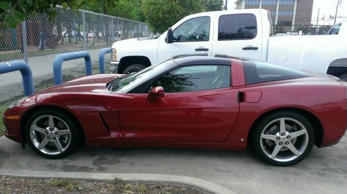 2007 chevrolet corvette coupe 2-door 6.0l *we got chevys &amp; chevys* one owner