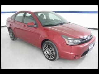 11focus ses sedan, 2.0l 4 cylinder, auto, cloth, pwr equip, sunroof, clean!