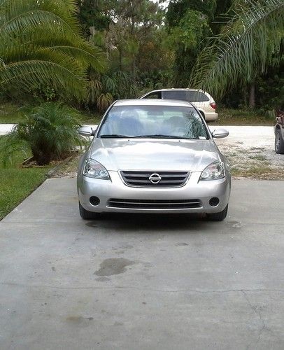 2004 Nissan Altima S Sedan 4-Door 2.5L, image 3