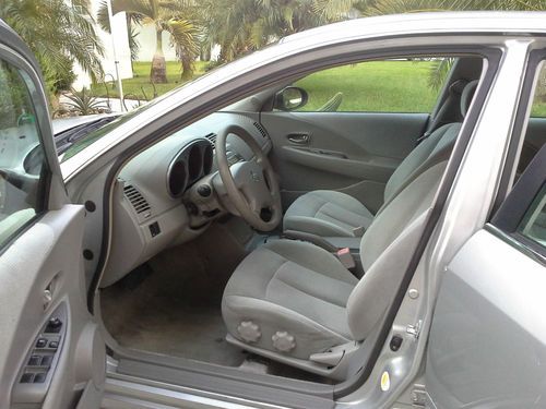 2004 Nissan Altima S Sedan 4-Door 2.5L, image 6