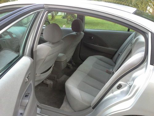 2004 Nissan Altima S Sedan 4-Door 2.5L, image 7