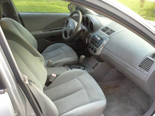 2004 Nissan Altima S Sedan 4-Door 2.5L, image 17