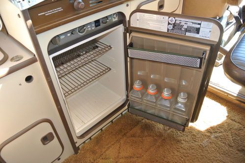 Volkswagen Westfalia Camper Vanagon Bus 1985, image 16