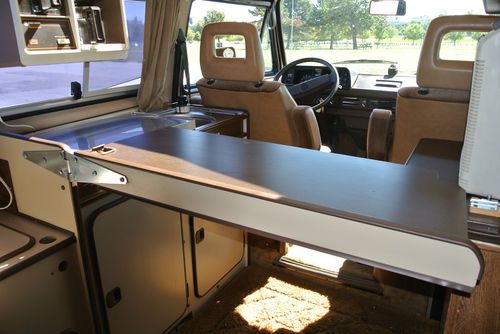 Volkswagen Westfalia Camper Vanagon Bus 1985, image 17