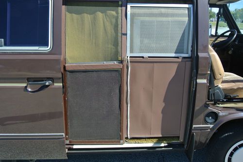 Volkswagen Westfalia Camper Vanagon Bus 1985, image 23