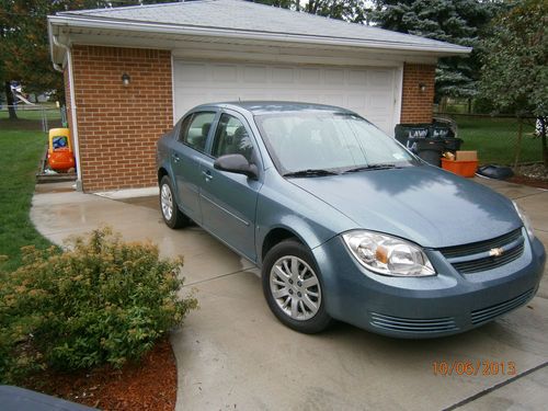 2009 chevrolet cobalt ls sedan 4-door 2.2l low miles