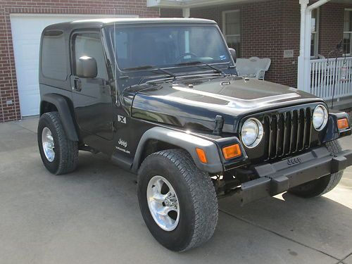 2004 jeep wrangler x sport utility 2-door 4.0l