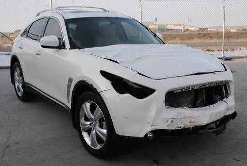 2011 infiniti fx35 damaged rebuilder only 22k miles runs! luxurious wont last!!