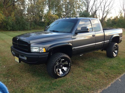 2001 dodge ram 2500 cummins slt laramie ext cab short bed, perfect!!!