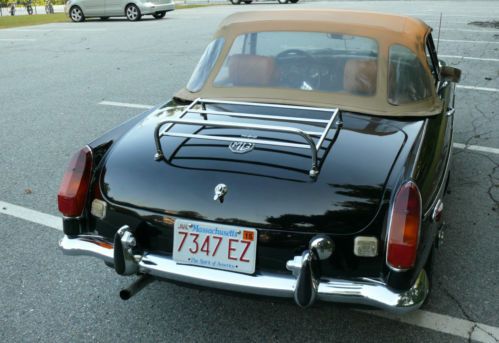 1973 MGB ROADSTER CONVERTIBLE CHROME BUMPERS GREAT DRIVER, image 5